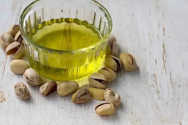 خرید روغن پسته + معرفی کارخانه تولید و عرضه پخش