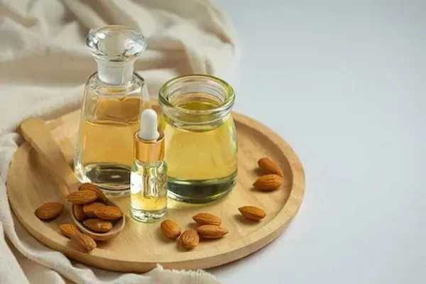 قیمت خرید روغن بادام تلخ + راهنمای استفاده