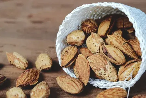 خرید و قیمت روز بادام پوست کاغذی