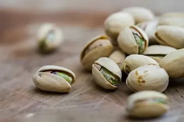 پسته فندقی شور + قیمت خرید، کاربرد، مصارف و خواص