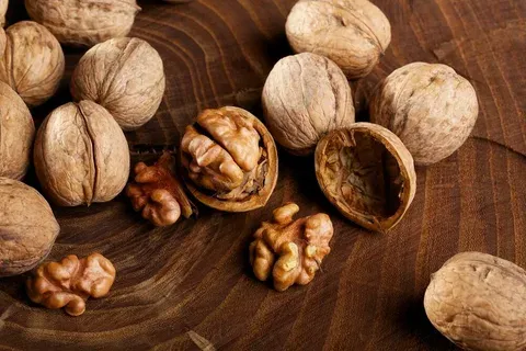 خرید مغز گردو بوداده + قیمت عالی با کیفیت تضمینی