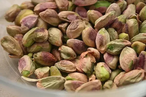 قیمت خرید مغز پسته سیرجان + تست کیفیت
