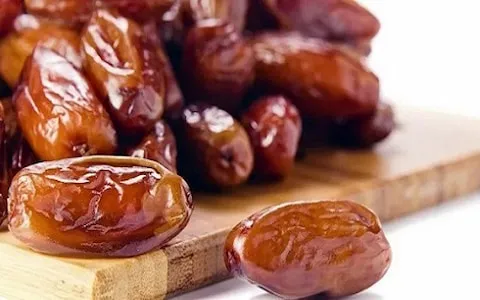 راهنمای خرید خرما پیارم تازه + قیمت عالی