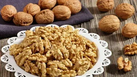 خرید و قیمت بهترین انواع مغز گردو سفید