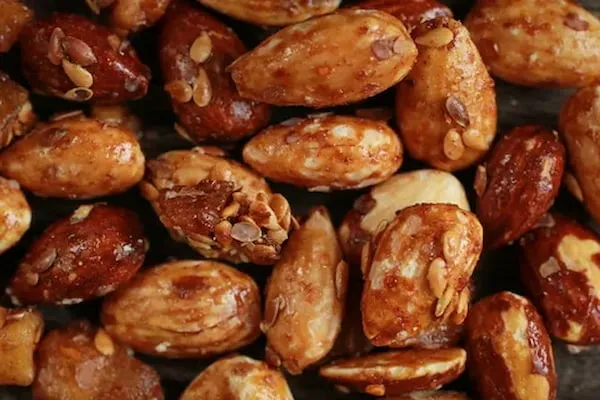 خرید بادام دودی + معرفی کارخانه تولید و عرضه پخش