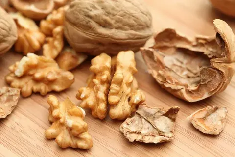 خرید مغز گردو بوداده + قیمت عالی با کیفیت تضمینی