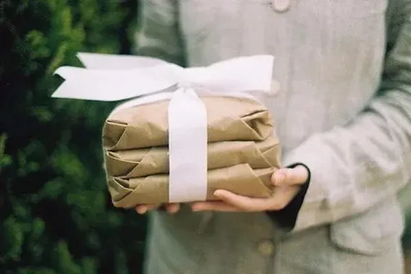 خرید بادام بسته بندی کادویی با قیمت استثنایی