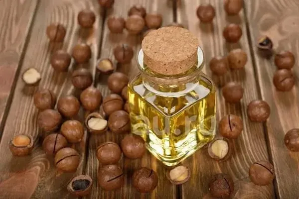 بهترین روغن فندق آرایشی + قیمت خرید عالی